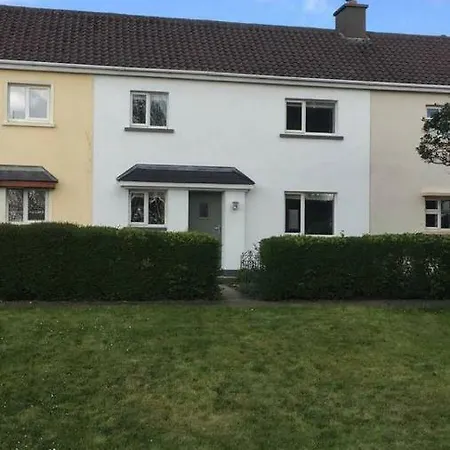 Marina House Cahersiveen