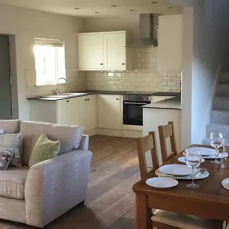 Marina House Holiday home *